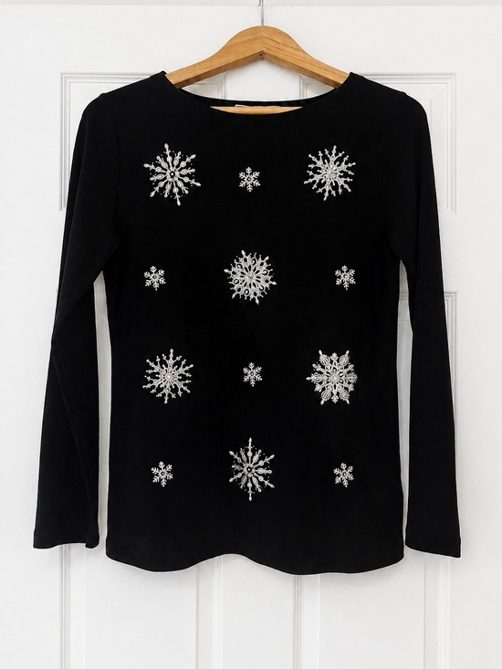 Karen Scott Tops - Karen Scott Black Snowflake Embellished Sweater Top Women’s Medium M Holiday